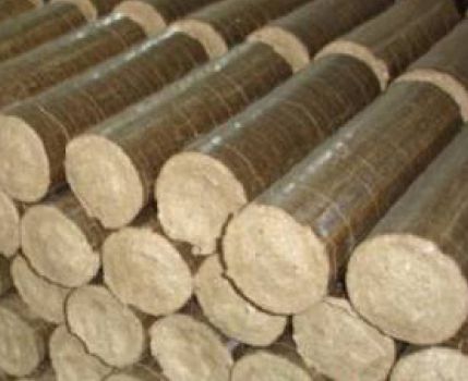 Bûches de bois densifié